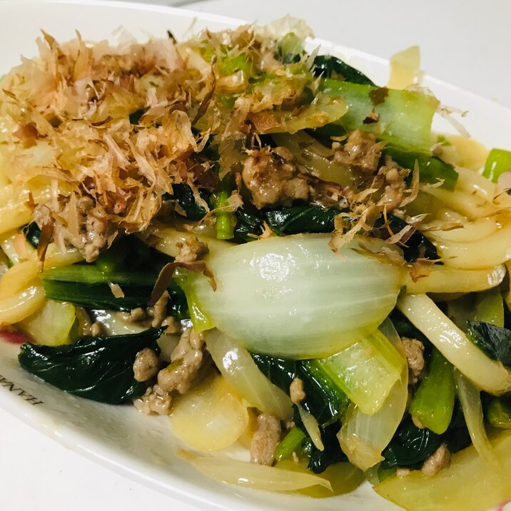 簡単晩ご飯 小松菜と挽き肉の焼うどん レシピ 作り方 By Seal S 楽天レシピ 簡単晩ご飯 小松菜と挽き肉の焼うどん レシピ 作り方 By Seal S 楽天レシピ